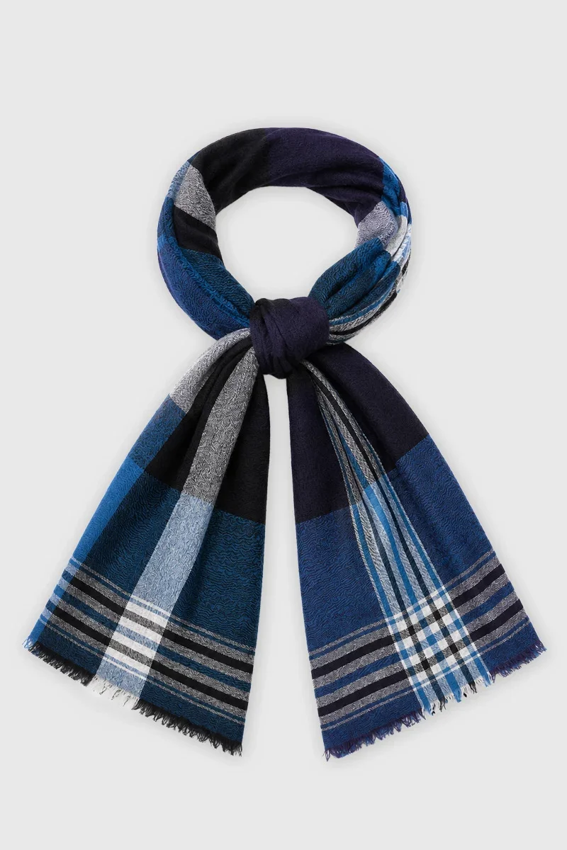 Long-Lasting Bandana – wool Traditional