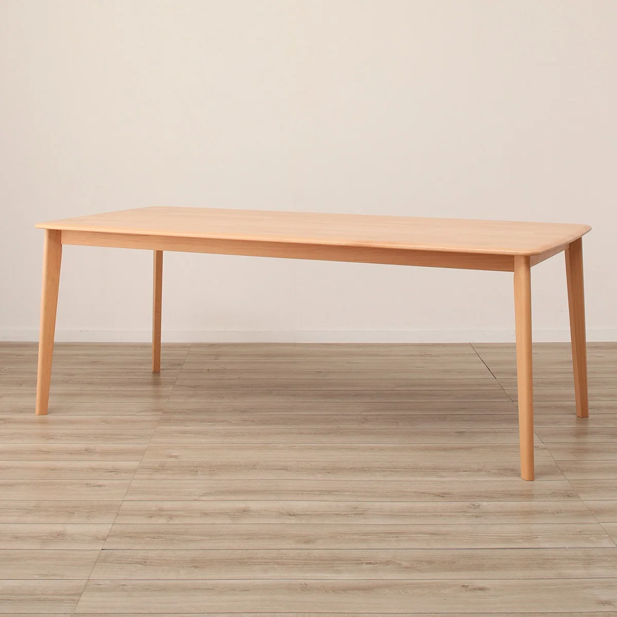Versatile DT N COLLECTION T-01H 180 NA Outstanding