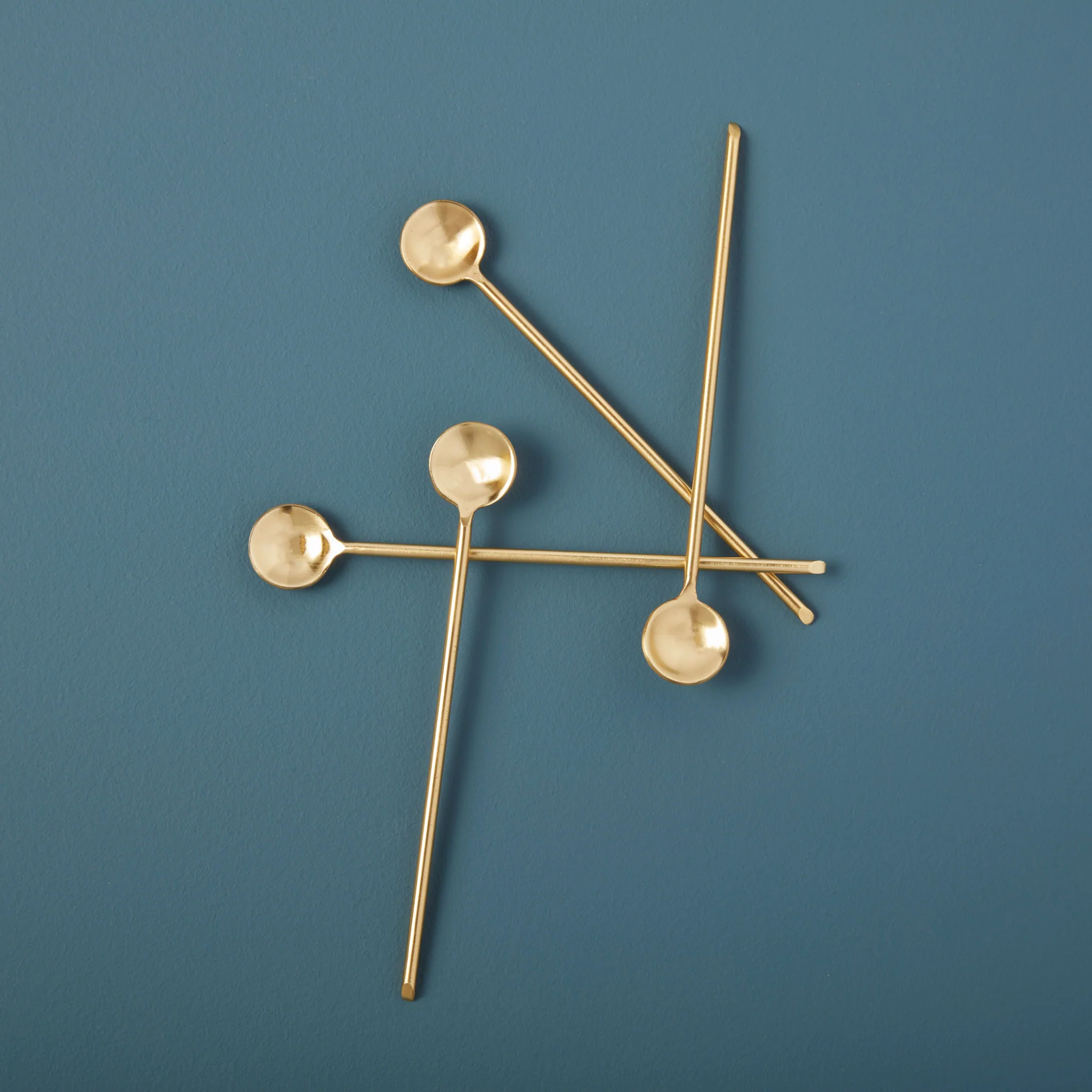 World-Class Luxe Thin Long Spoons Set of 4 Consistent