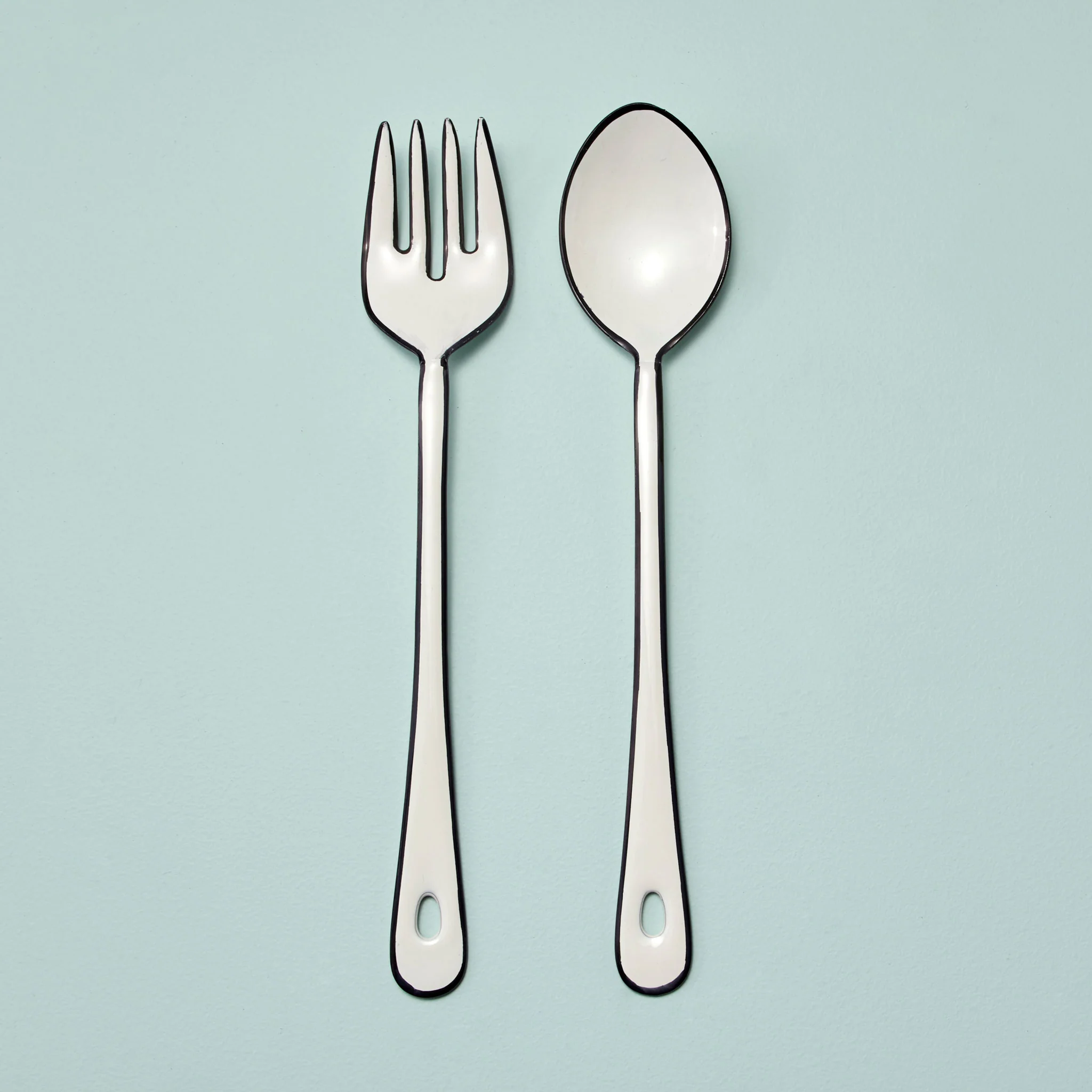 Secure Harlow Serving Set White Specialty