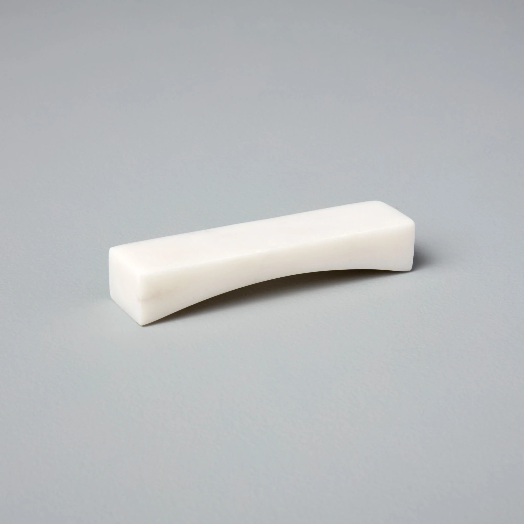 Advanced White Marble Rest Traditional