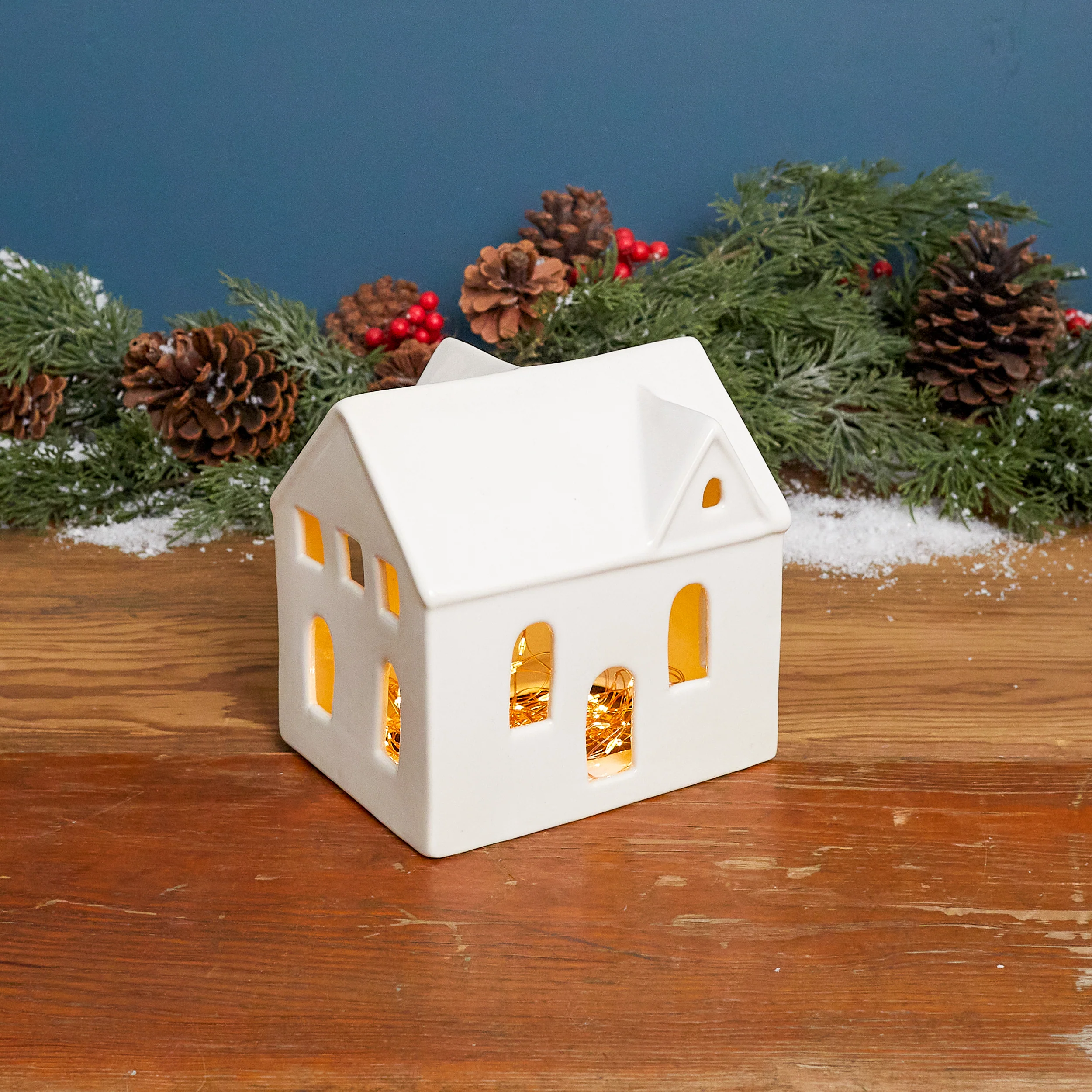 Exceptional Stoneware Village House Medium Solid