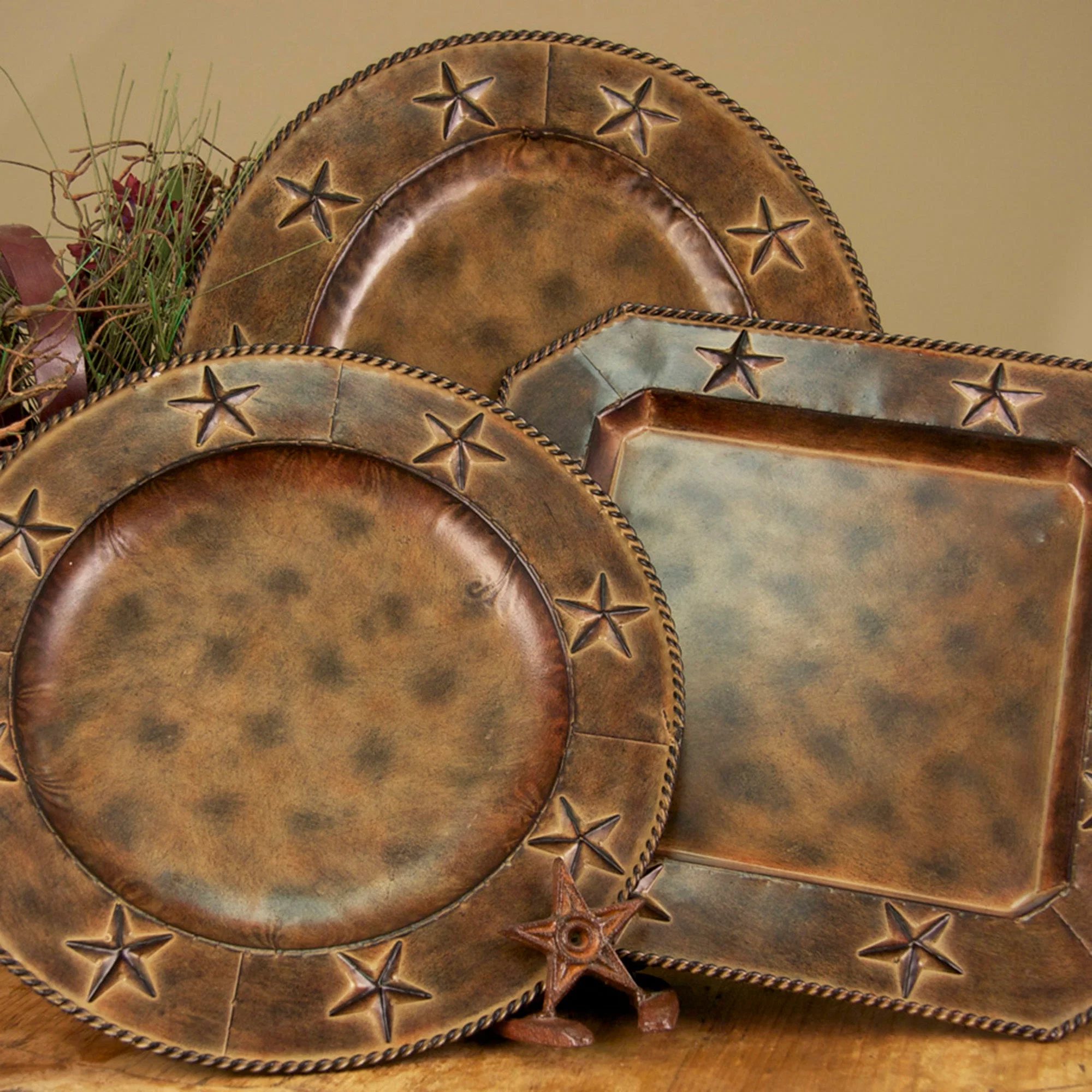 Elegant Star Iron Oval Tray Breathable