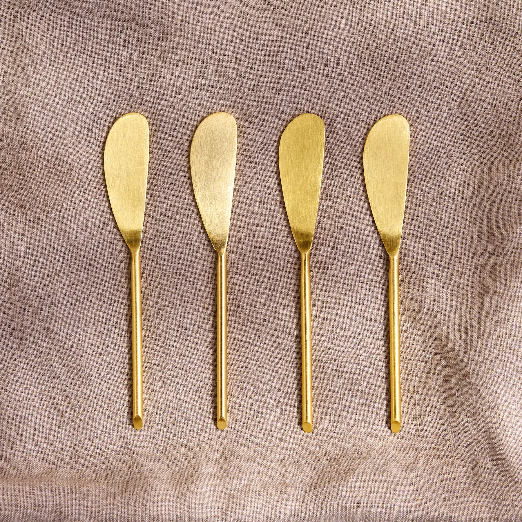 Efficient Thin Gold Small Spreader Set of 4 Dependable