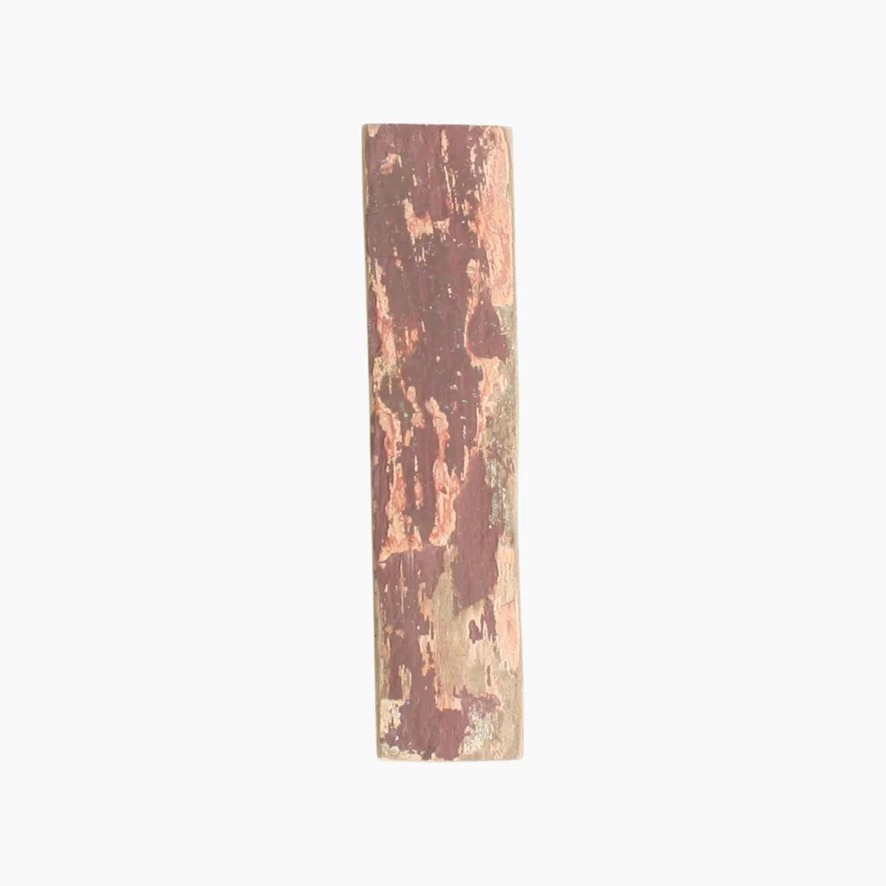 Sophisticated Boatwood letter I Comfortable