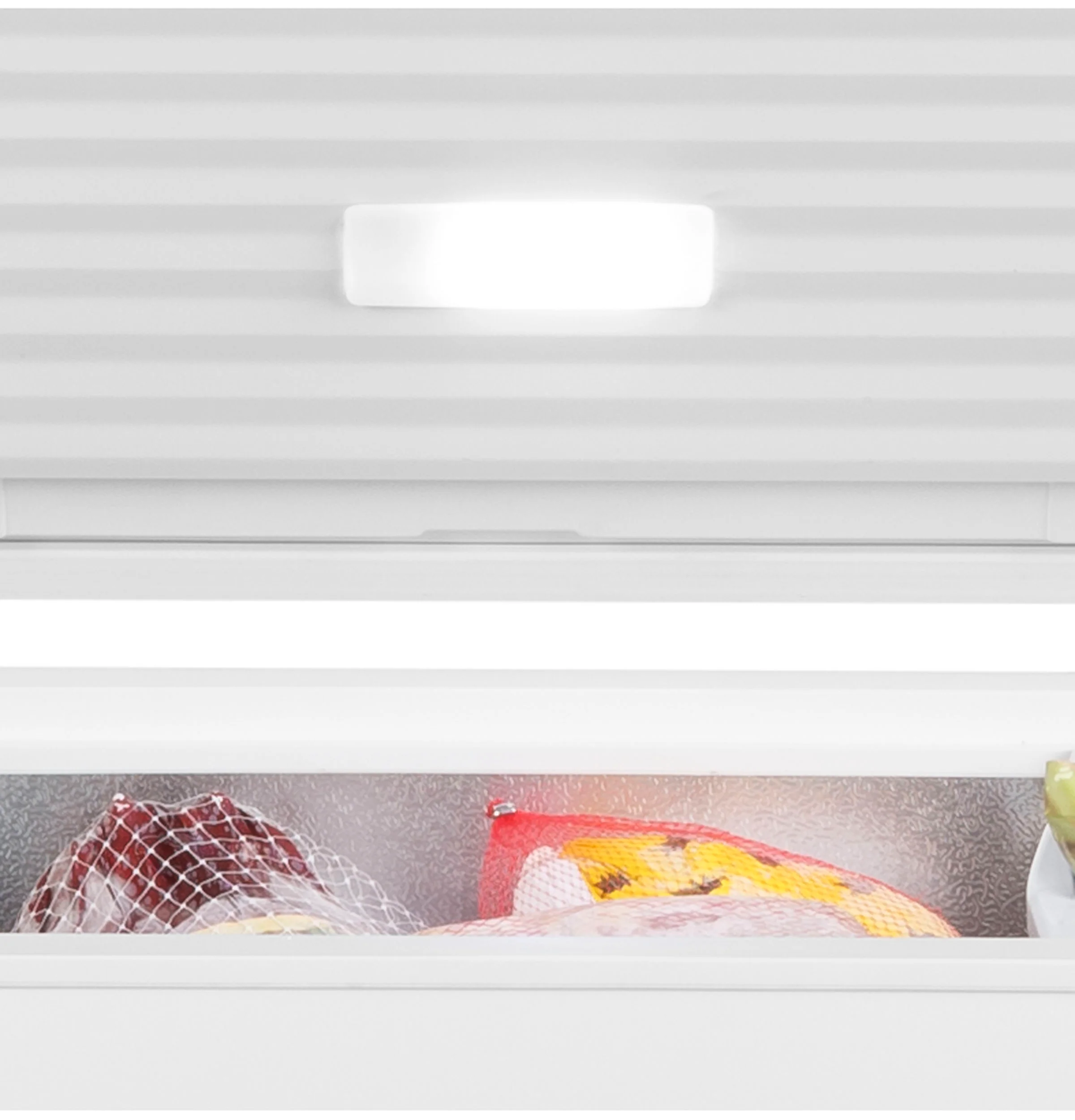 Luxury GE 8.8 Cu. Ft. Manual Defrost Chest zer Relaxed