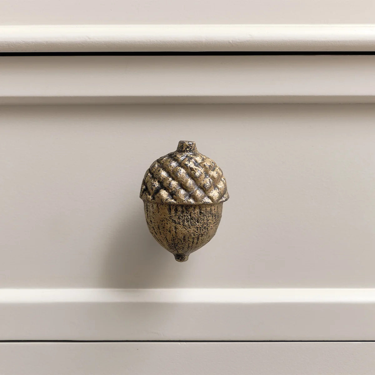 Long-Lasting Bronze Acorn Drawer Knob Quality