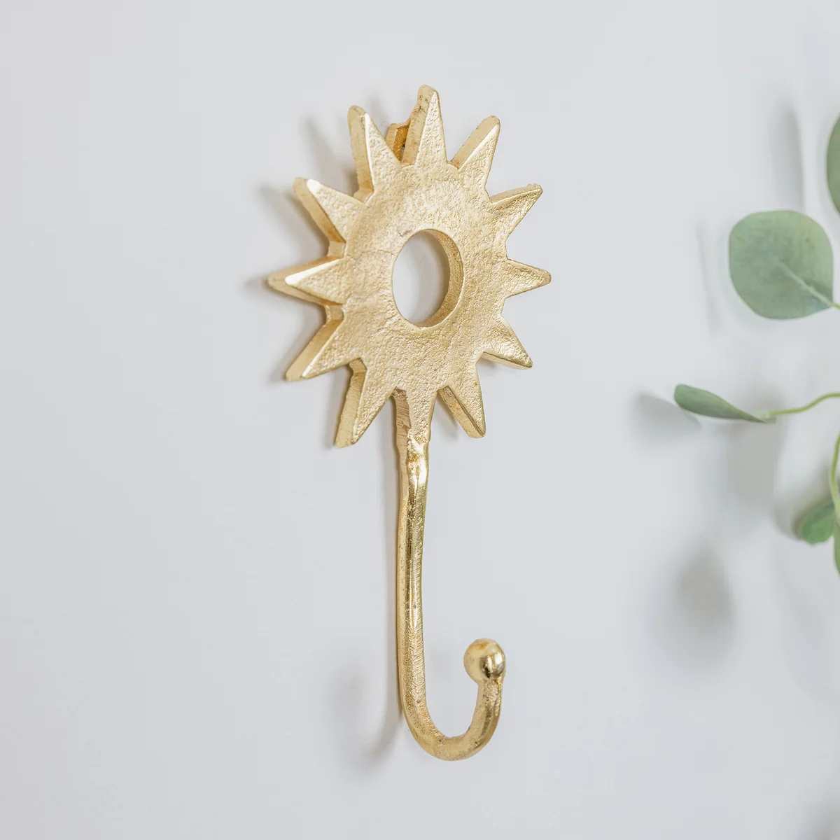 Certified Gold Sunburst Wall Hook High-Performance