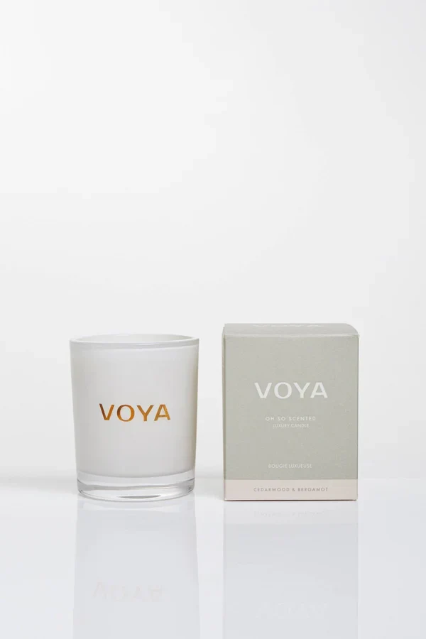 Fashionable VOYA Cedarwood Bergamot Luxury Scented Candle Safe