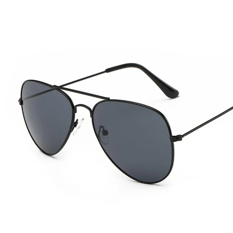Luxury Gafas de sol de aviador clásicas de metal Reliable