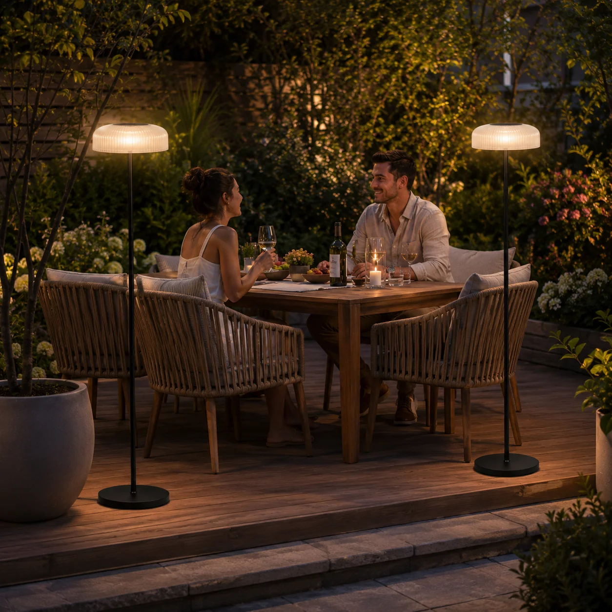 Outstanding Mushroom Glow Solar Floor Lamp Long-Lasting