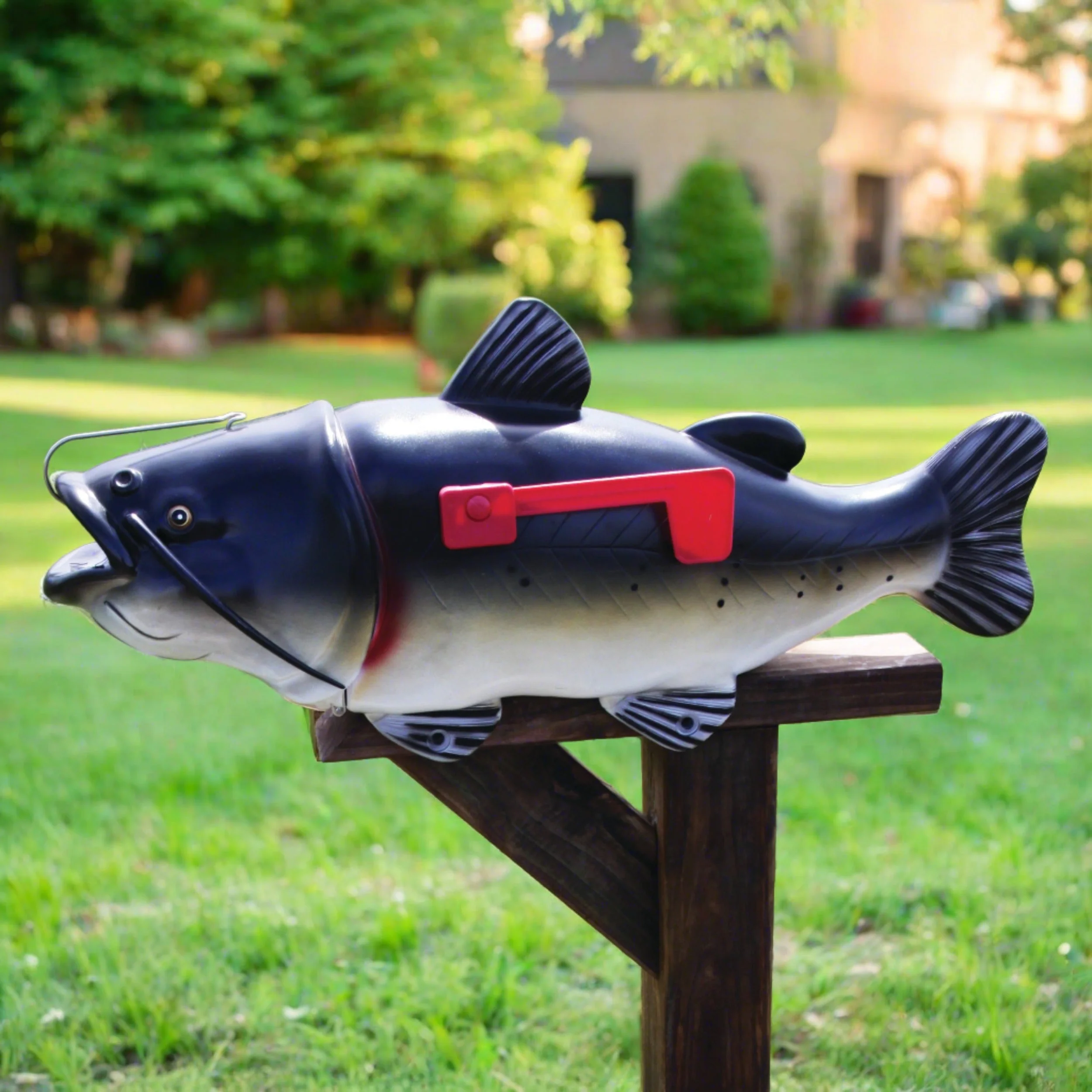 Sustainable Mailbox-Catfish Elite
