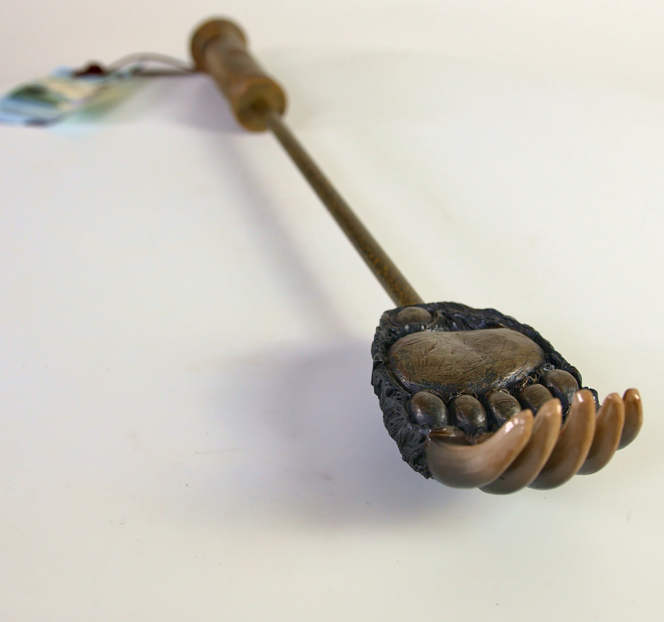 Exceptional Back Scratcher-Bear Paw Pure
