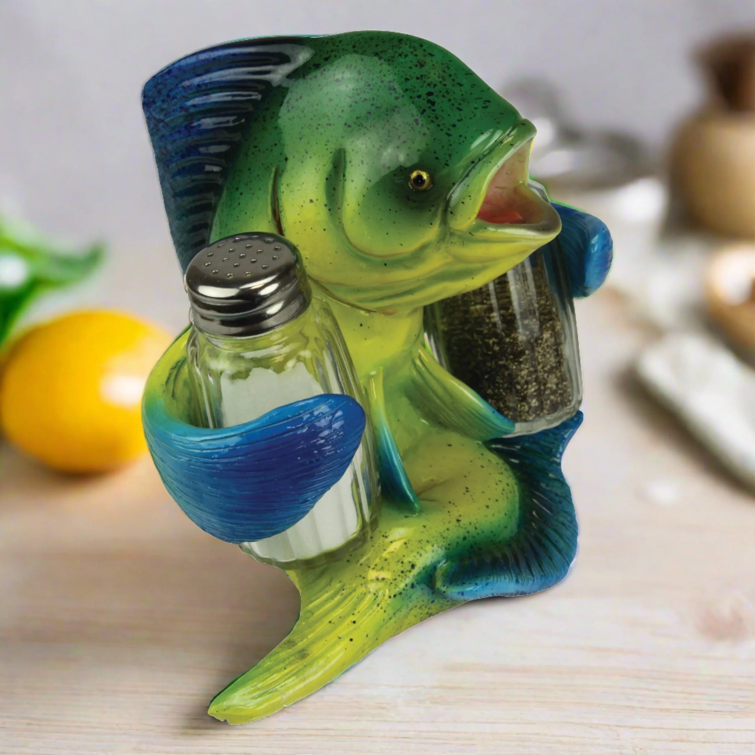 Efficient Salt and Pepper Shakers-Dorado Easy-to-Use