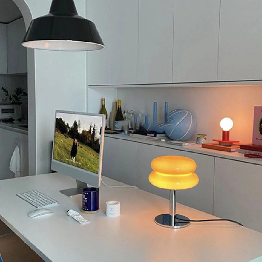 Fast Aura Table Lamp THE AURA SERIES Powerful