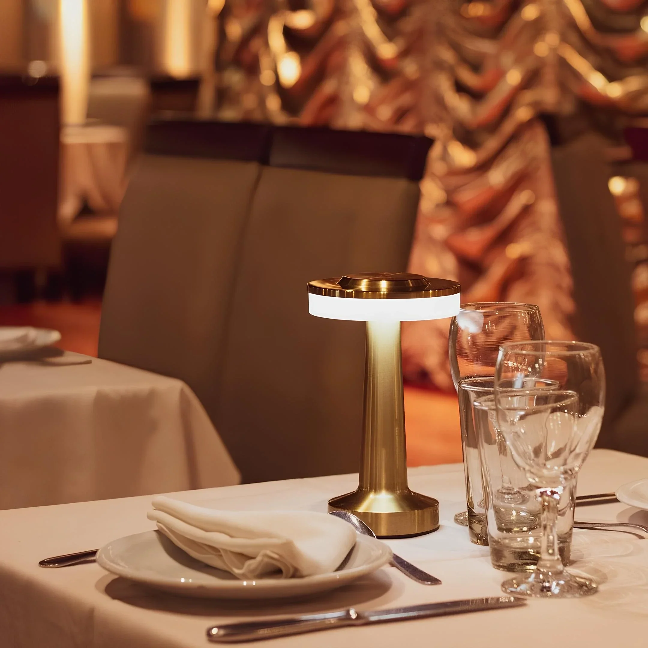 Dependable Classic Bar Lamp Elite