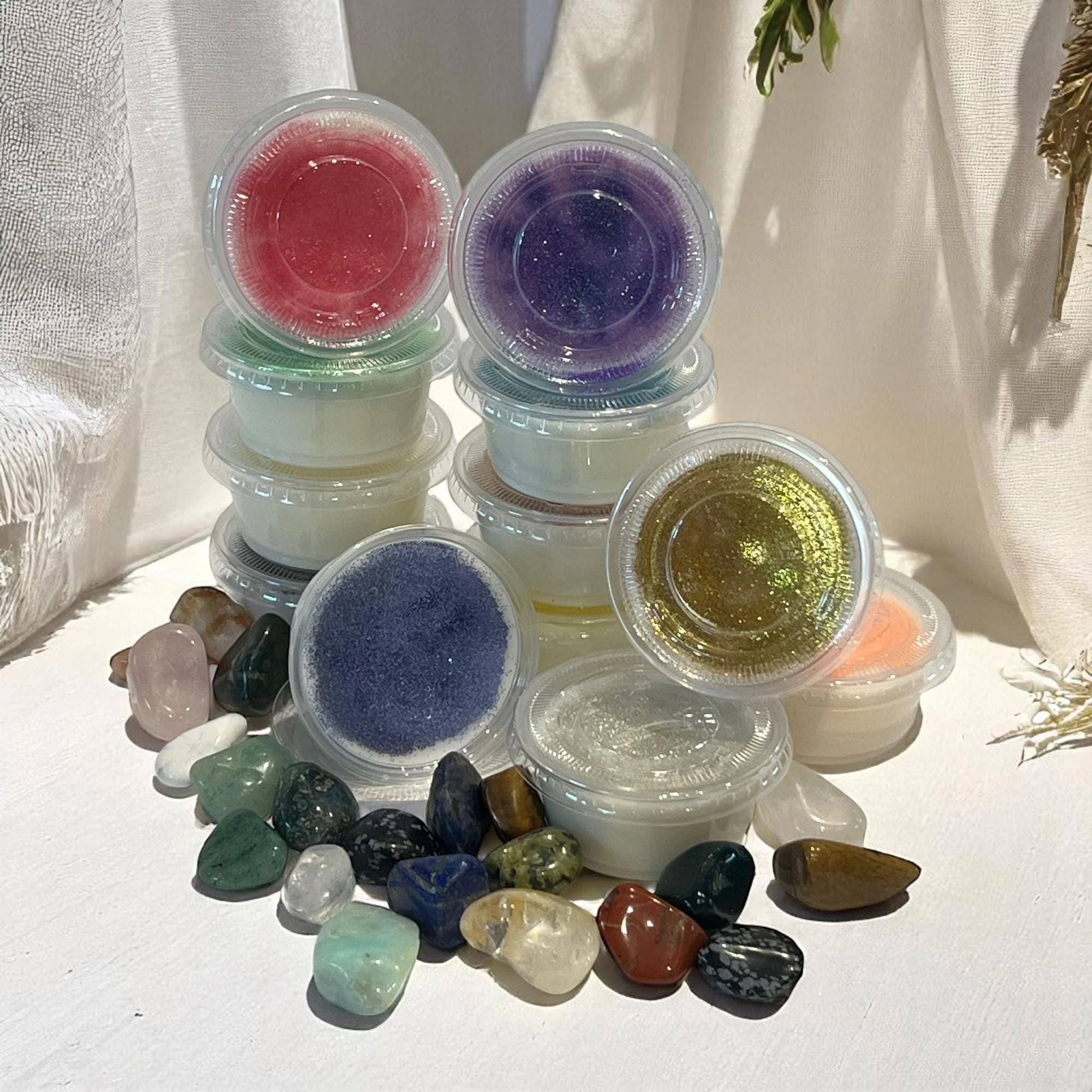 Excellent Crystal Reveal Wax Melt Set Glitter Soy Wax Tart with Hidden Healing Stone Secure