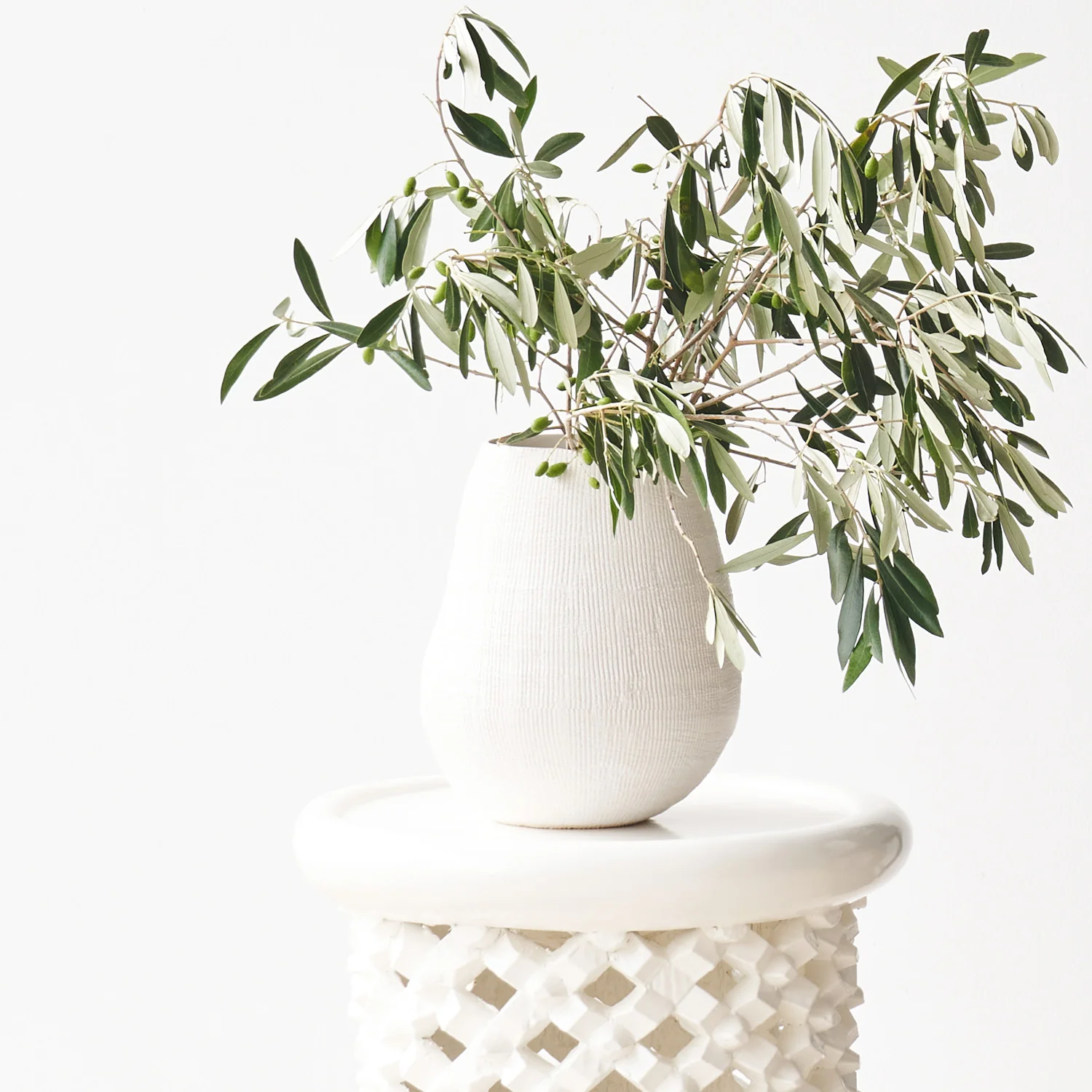 Eco-Friendly Giorgia Vase Cream Classic