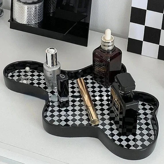 Unique Black and White Irregular Tray Elite