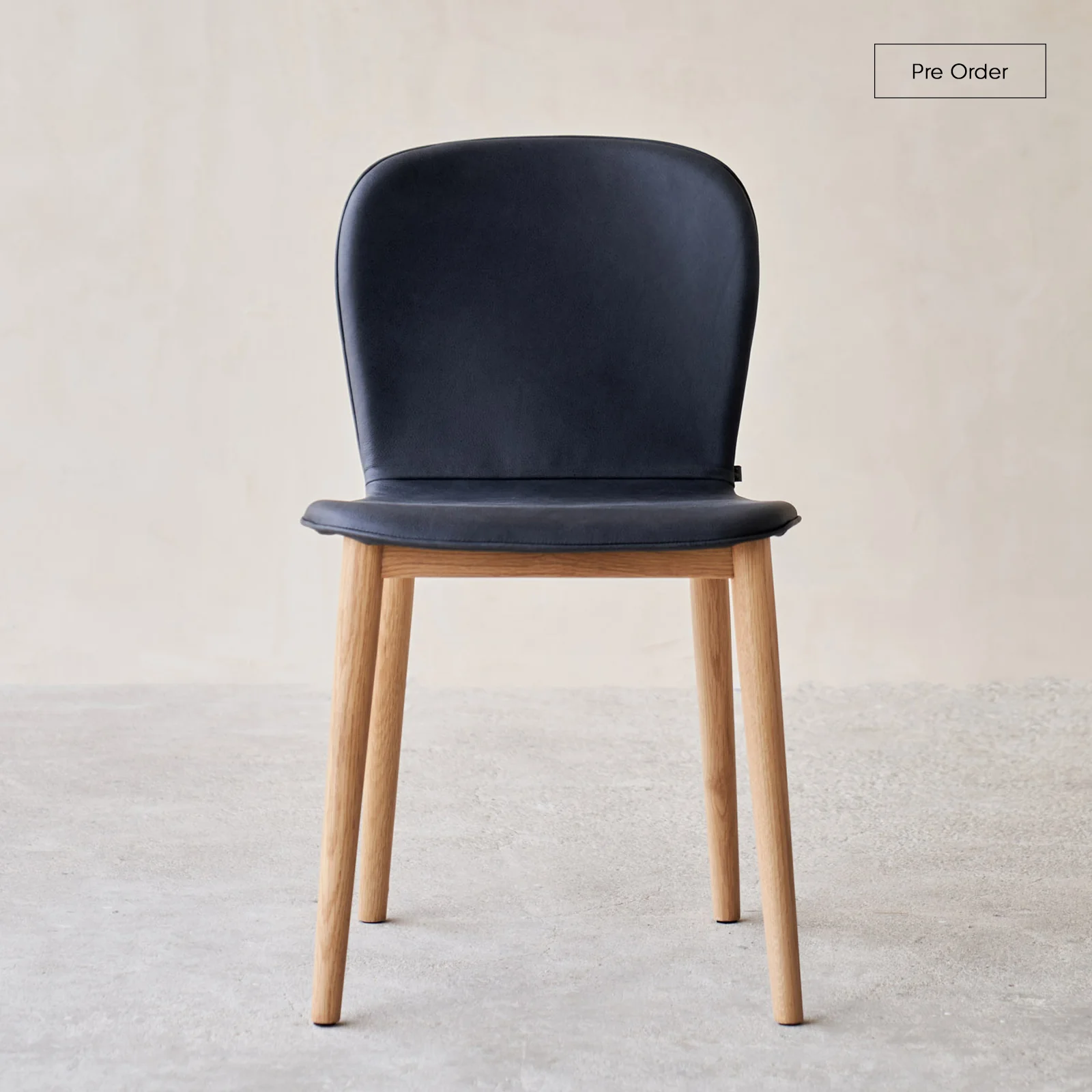 Versatile Puddle Dining Chair Oak Frame – Bespoke Leather Optimized