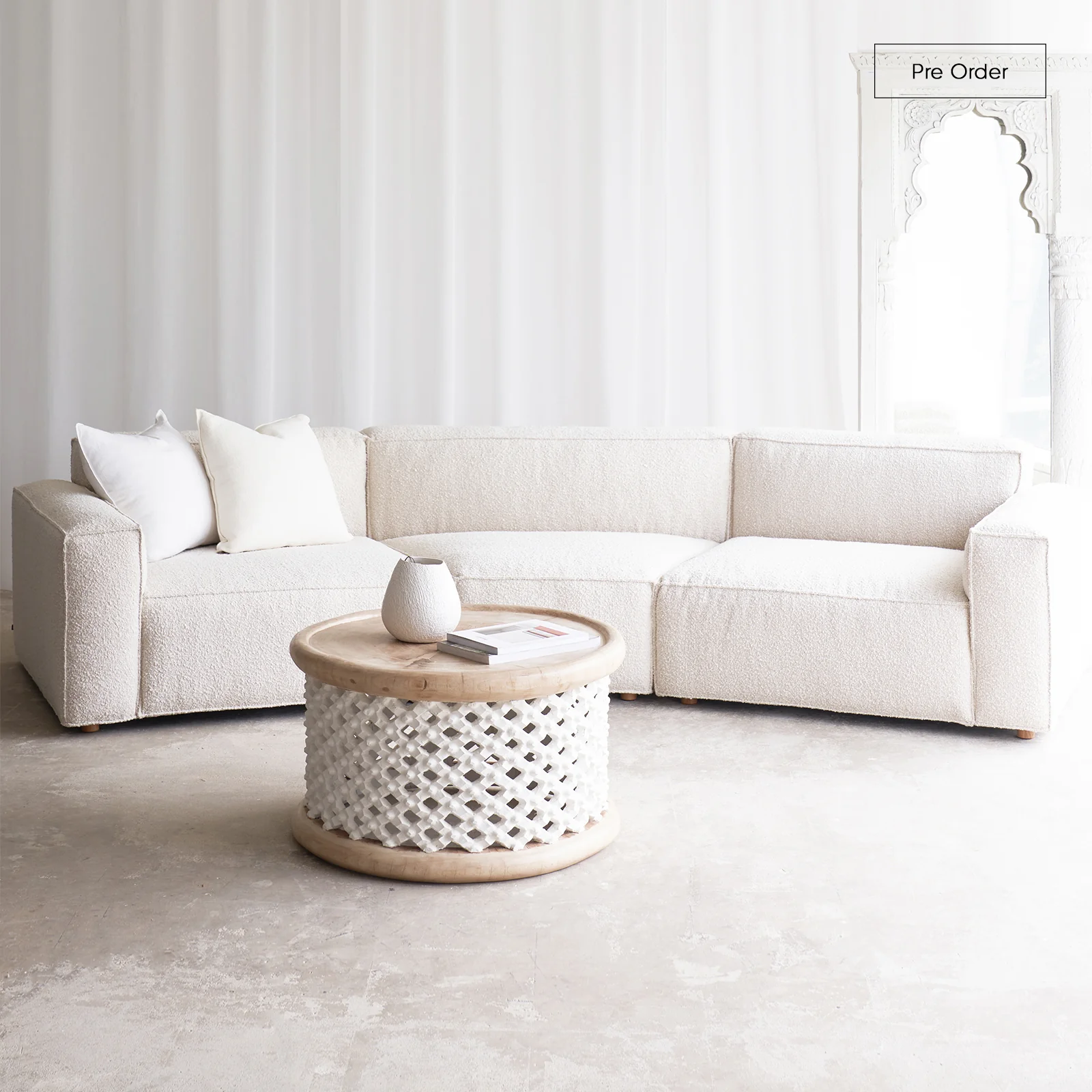 Long-Lasting Baker Curve Sofa Bespoke Fabric 354cm Organic