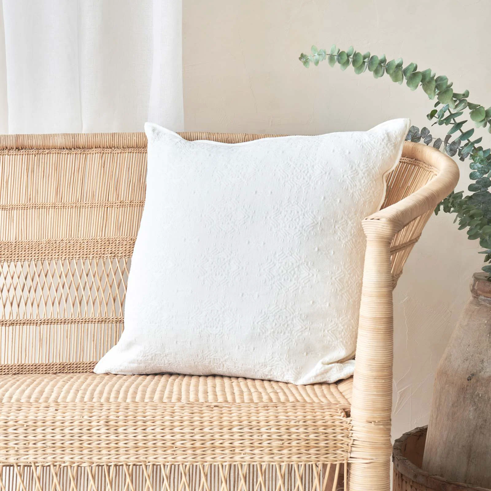 Practical Jacquard Cushion Stone Washed Kilim – Blanc Elite