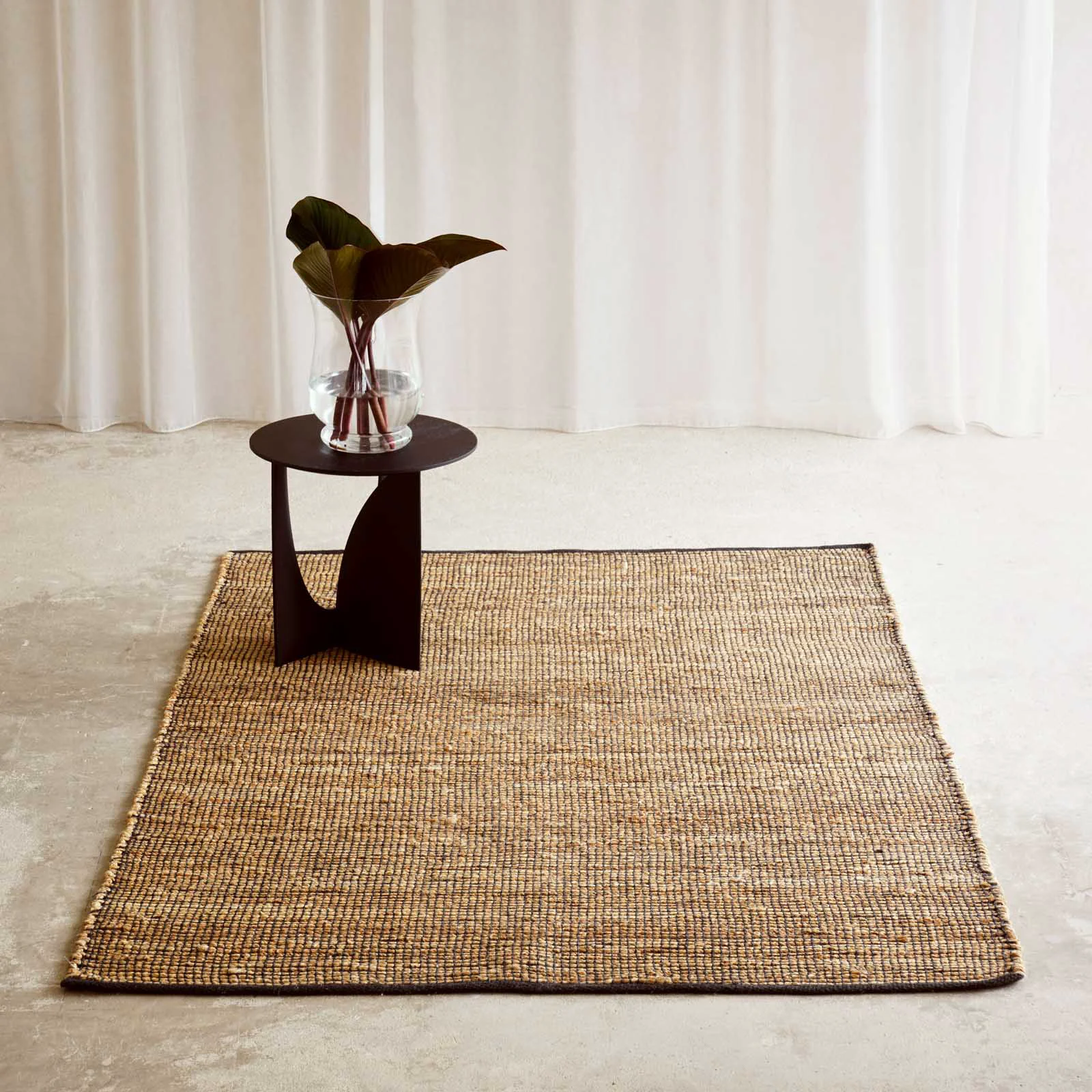 Carefully Designed Demi Rug Natural Black 170 x 240cm Specialty