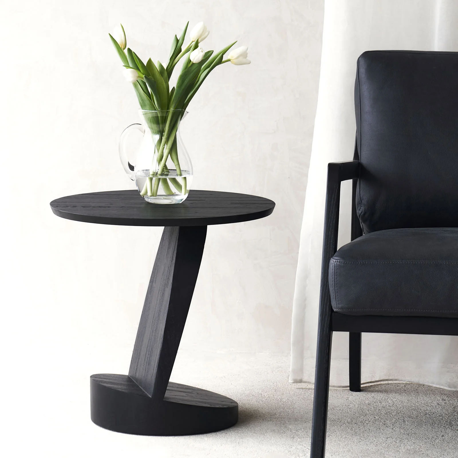 Natural Oblic Side Table Teak Black Excellent