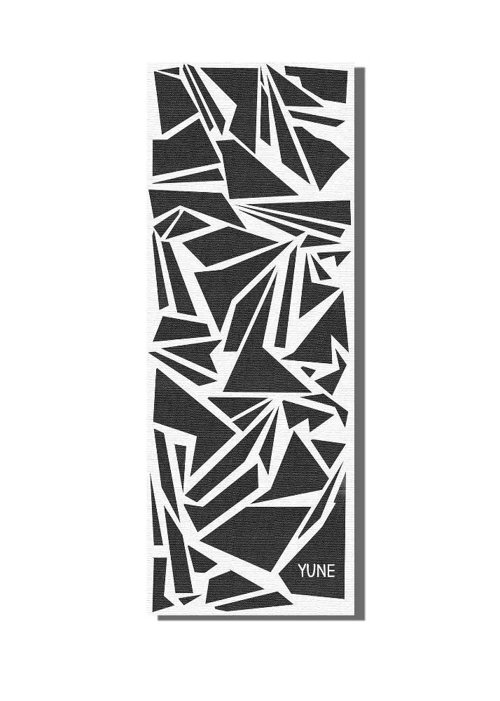 Convenient Shadow Yoga Mat – 6mm Non-Slip Eco-Friendly Latex- Black White Breathable