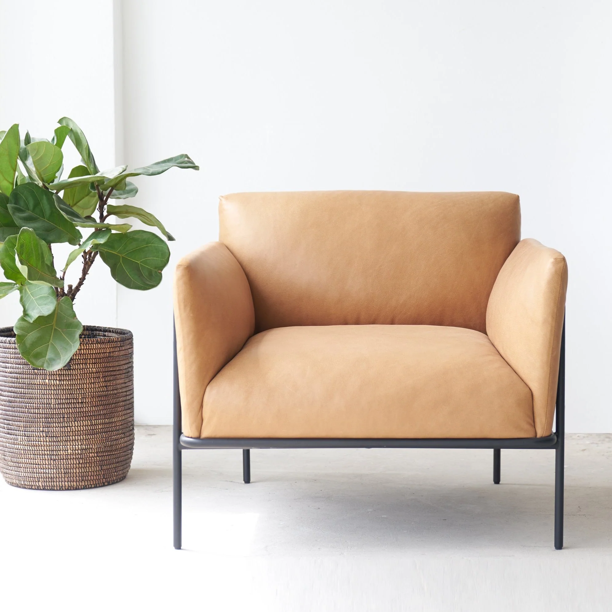 Fashionable Scribe Leather Armchair Canyon Responsible