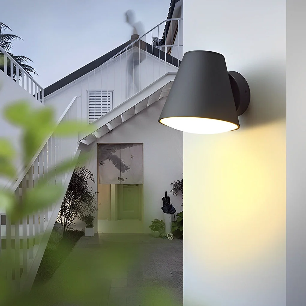 Reusable Cone Shape LED Waterproof Black Modern Outdoor Wall Lamp Exterior Lights High-End