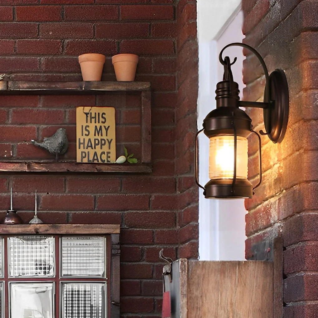 Innovative Antique Lantern Aluminum Waterproof LED Outdoor Wall Lamp Lawn Lights Quality
