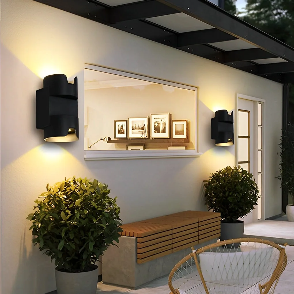 Fashionable Waterproof Up and Down Light LED Black Modern Wall Washer Light Wall Lamp Powerful