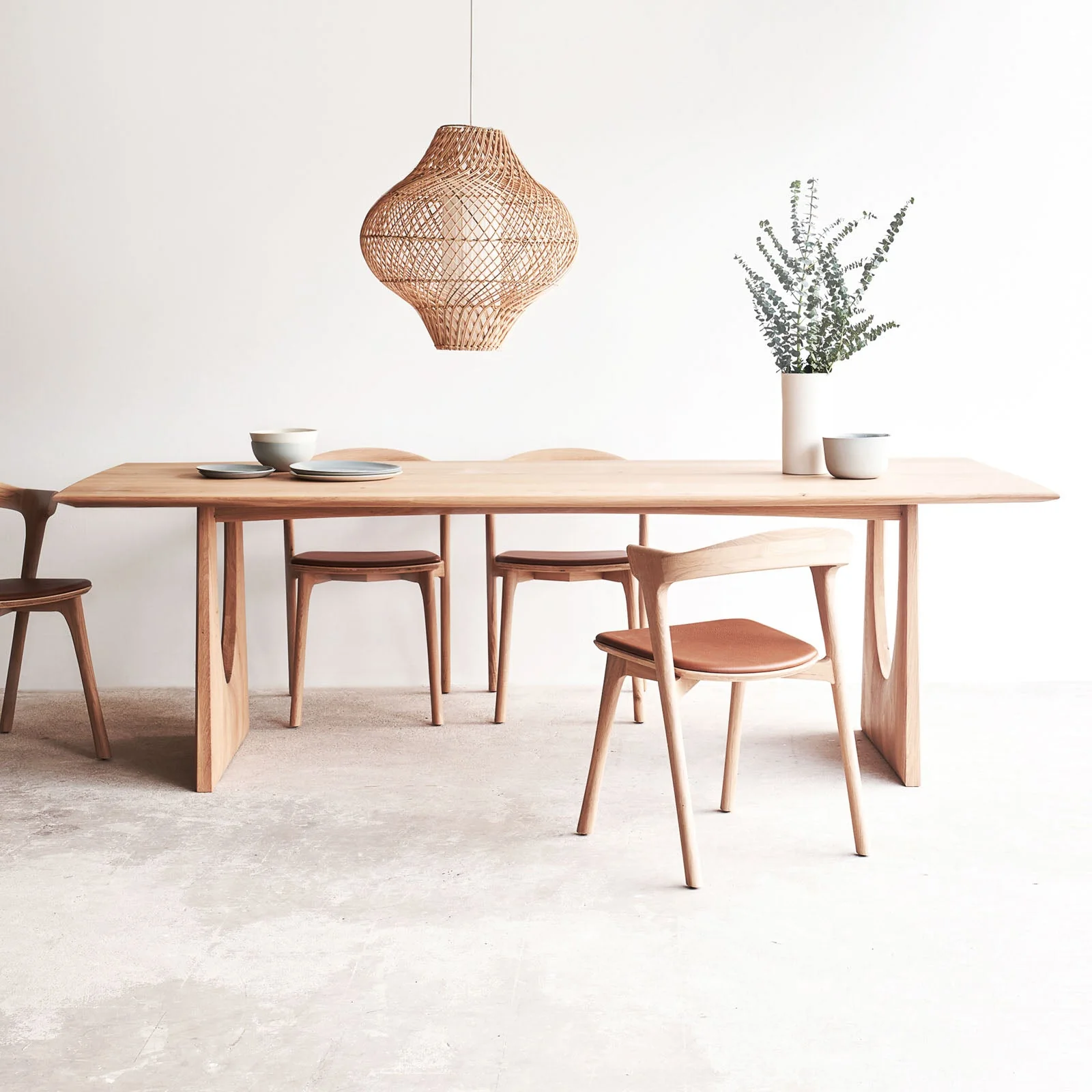 Prestigious Geometric Dining Table Oak – Natural Recyclable