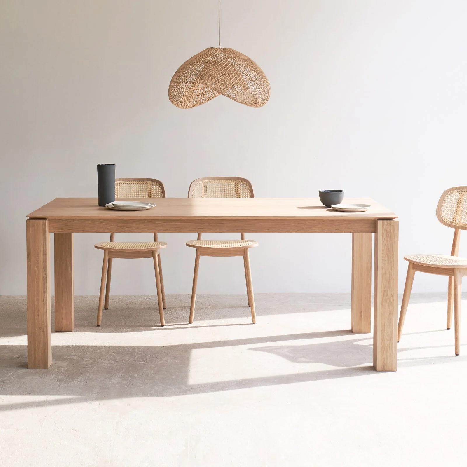 Long-Lasting Slice Dining Table Oak Contemporary