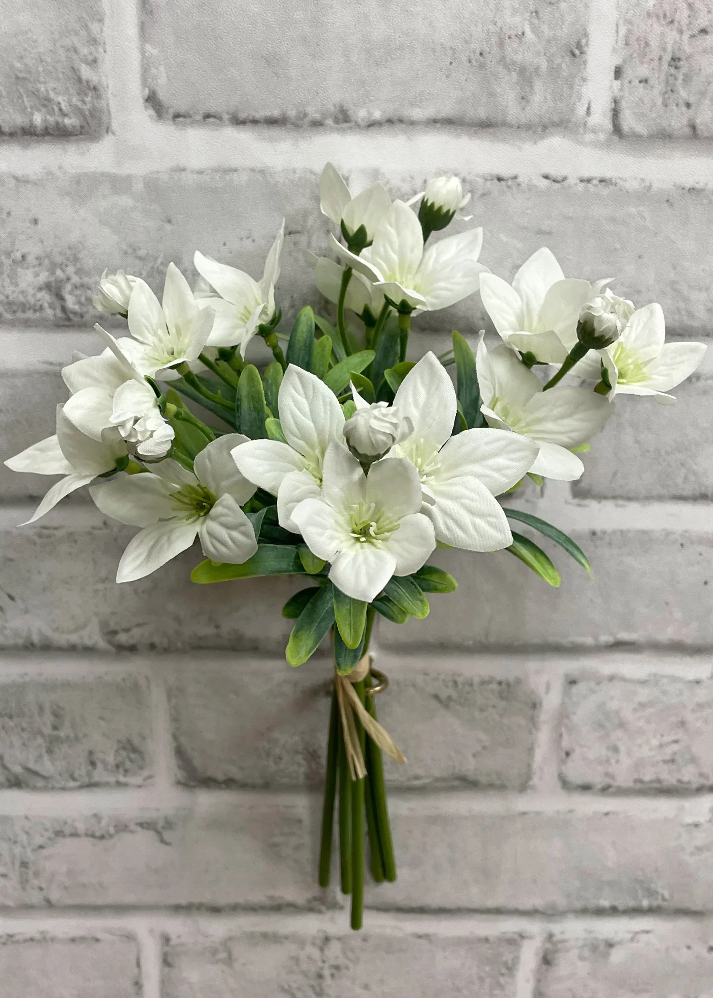 Professional White Ballon Flowers Trendy