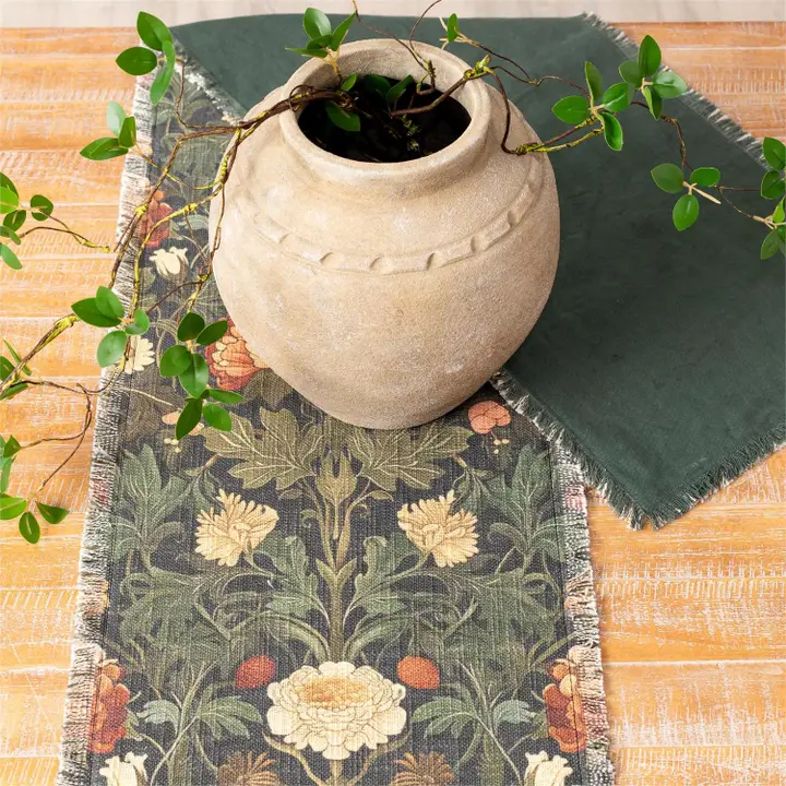 Safe Moody Floral Table Runner Easy-to-Use