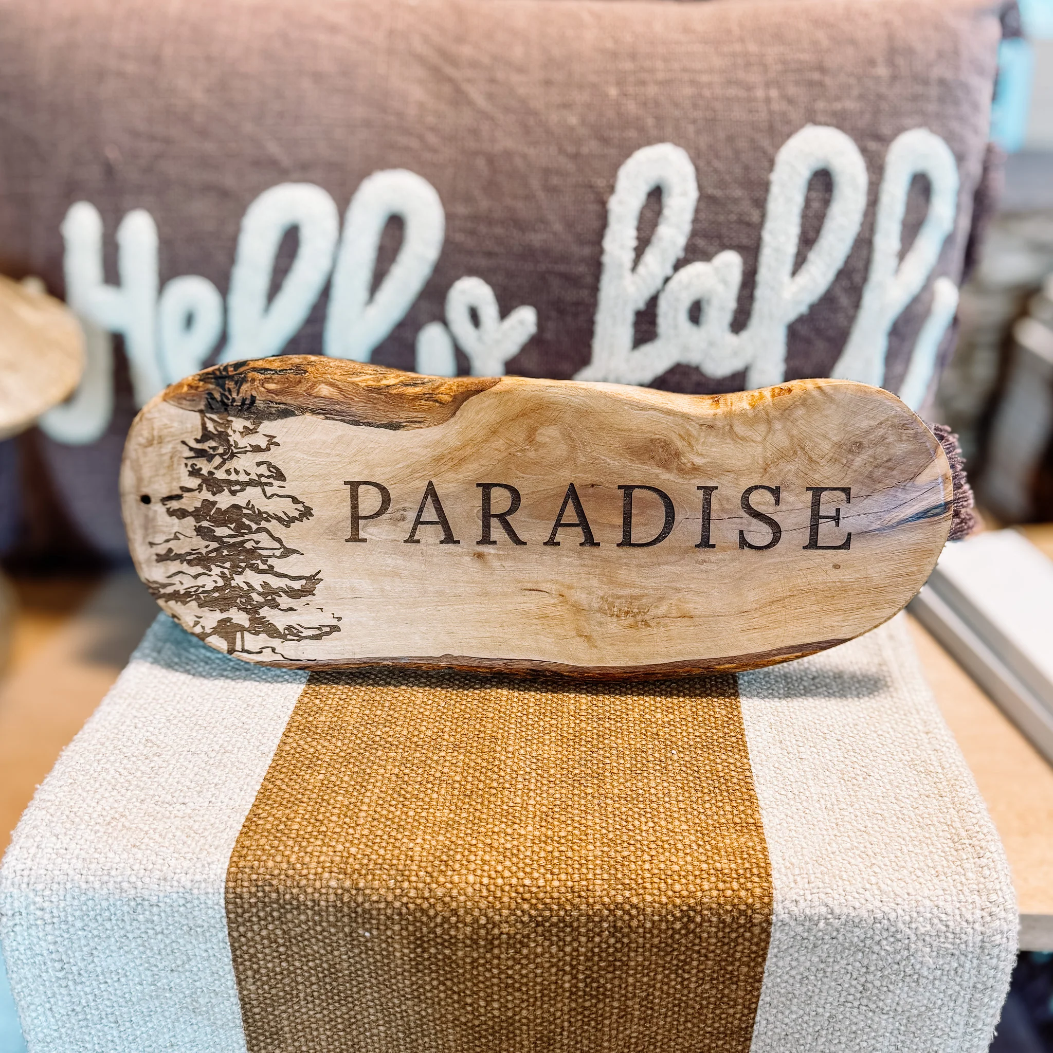 Easy-to-Use Olive Wood Paradise Tree Board Superior