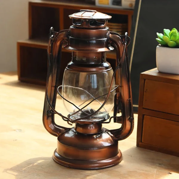 Trendy Vintage Portable Kerosene Lamp Organic