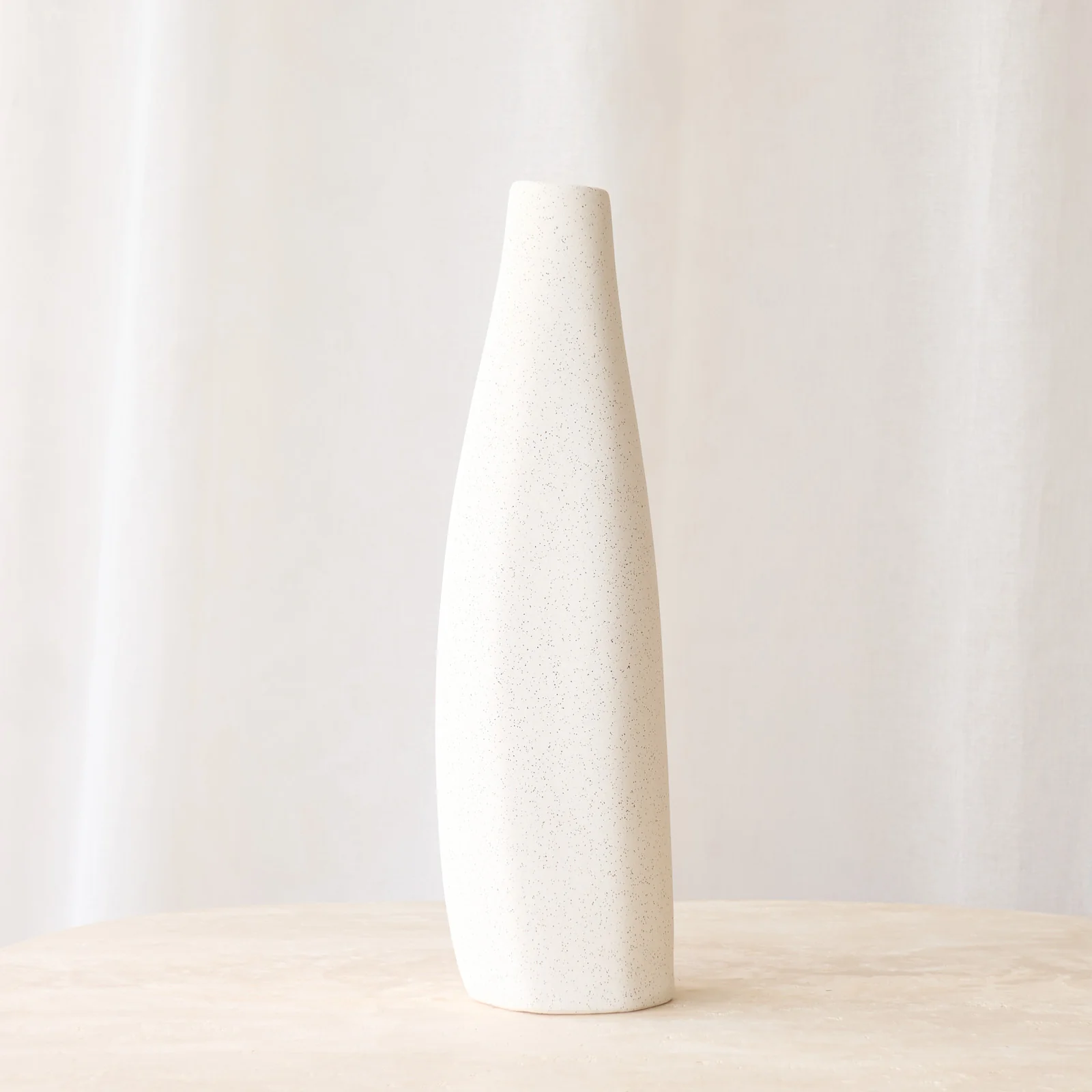 Trendy Merzo Vase Ecru Fine Crafted