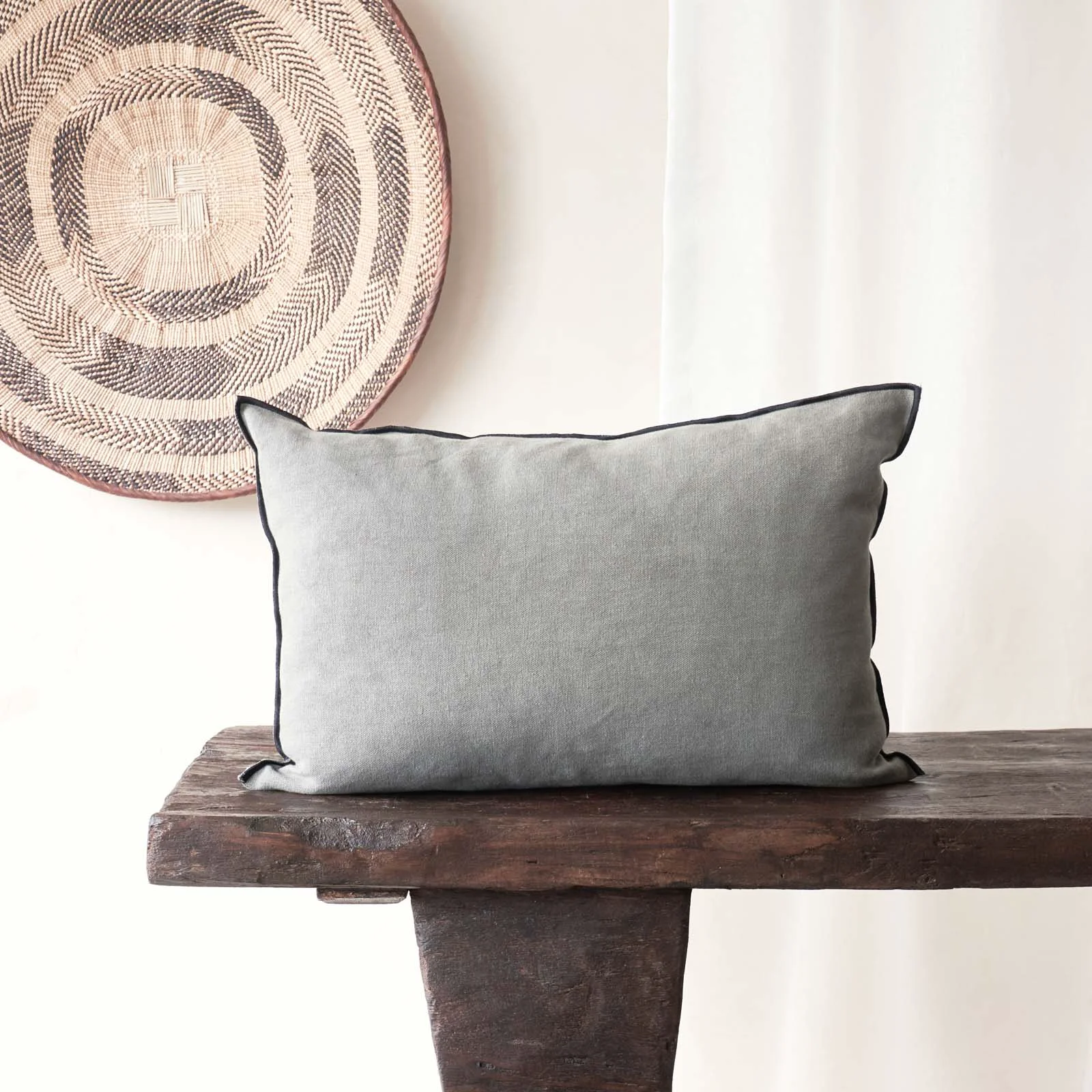 Minimalist Black Line Cushion Stone Washed Linen – Elephant 60 x 40cm Natural