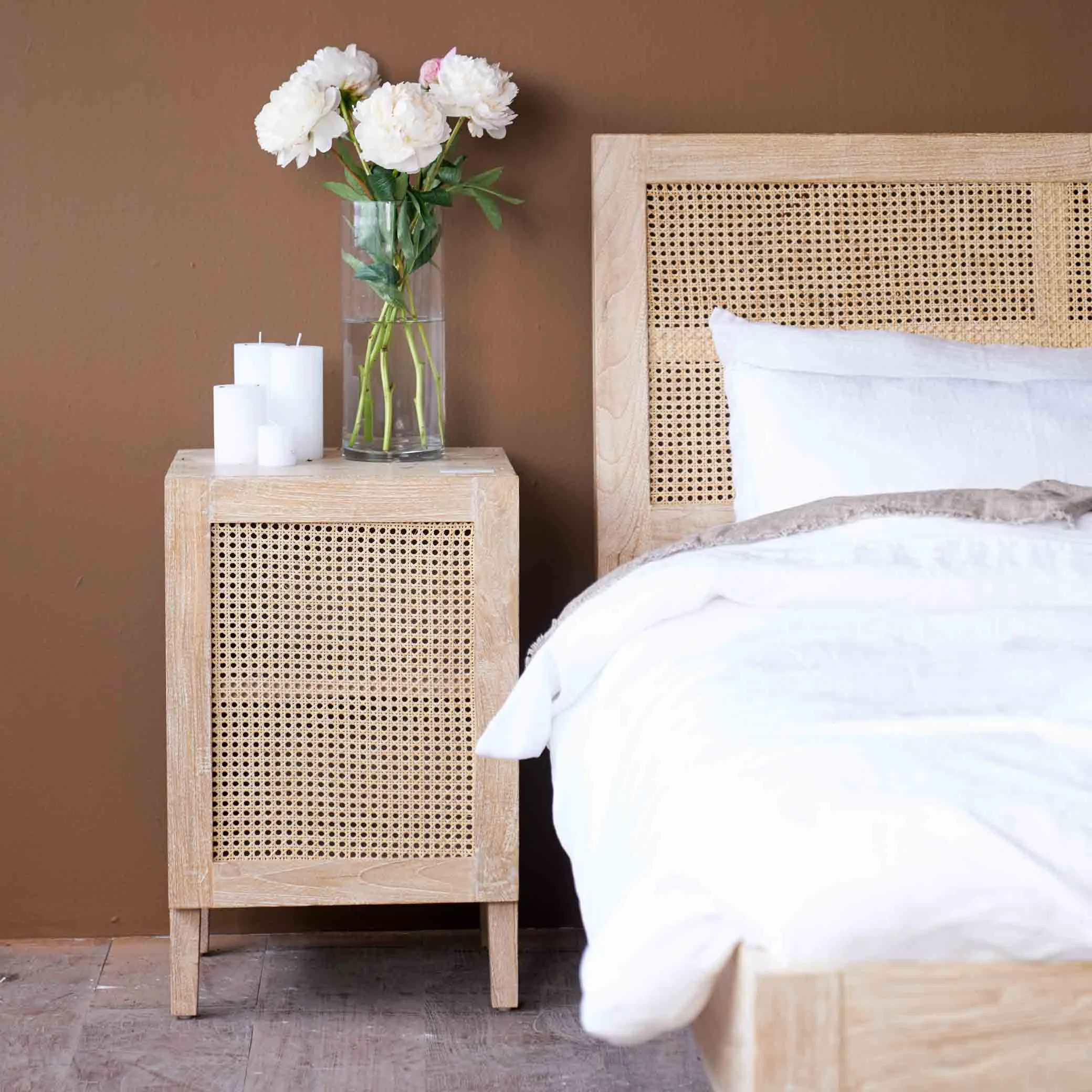 Fashionable Rattan Bedside Table Teak – Whitewash Refined