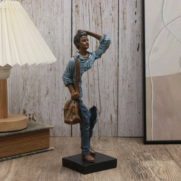 Reusable Traveler Resin Sculpture Enhanced