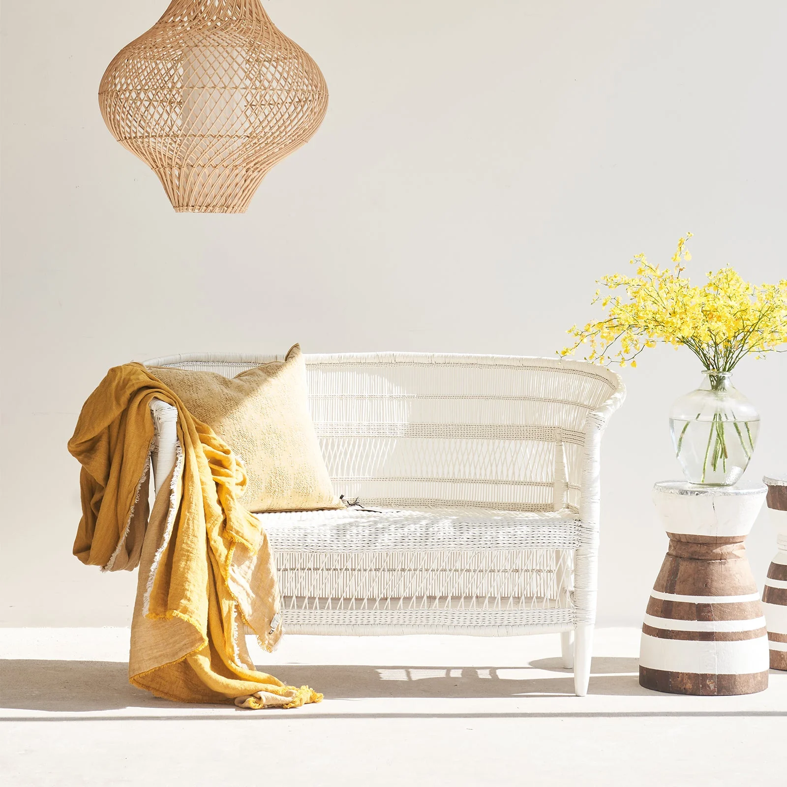 Exclusive African Malawi 2 Seater Chair White Innovative