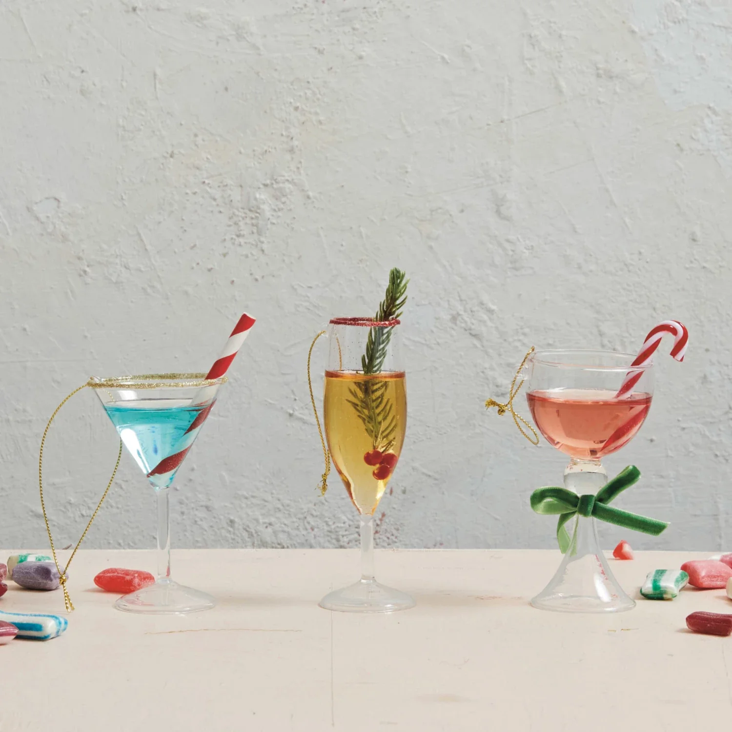 Smart Glass Holiday Cocktail Ornament Outstanding