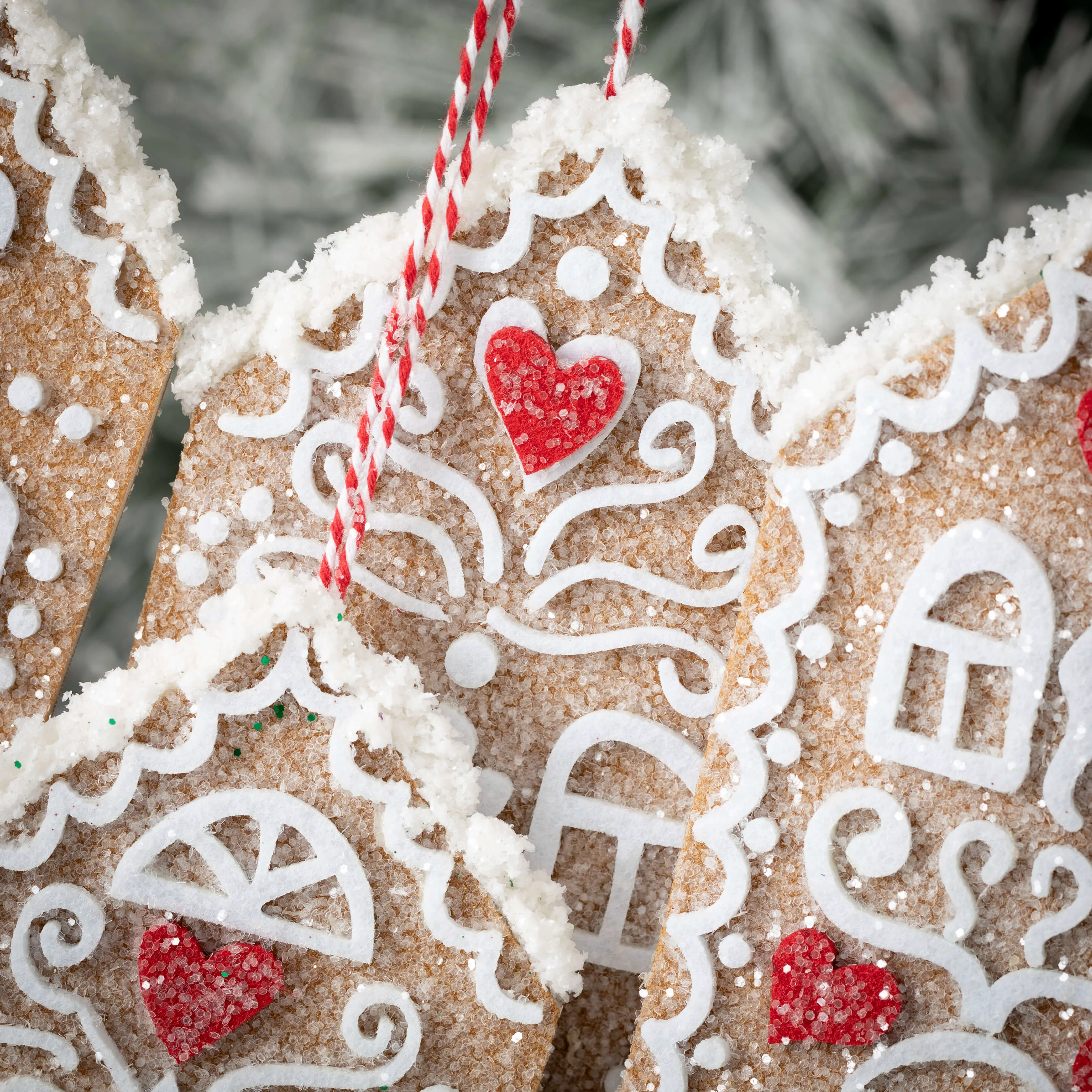 Recyclable Gingerbread House Felt Ornaments Durable