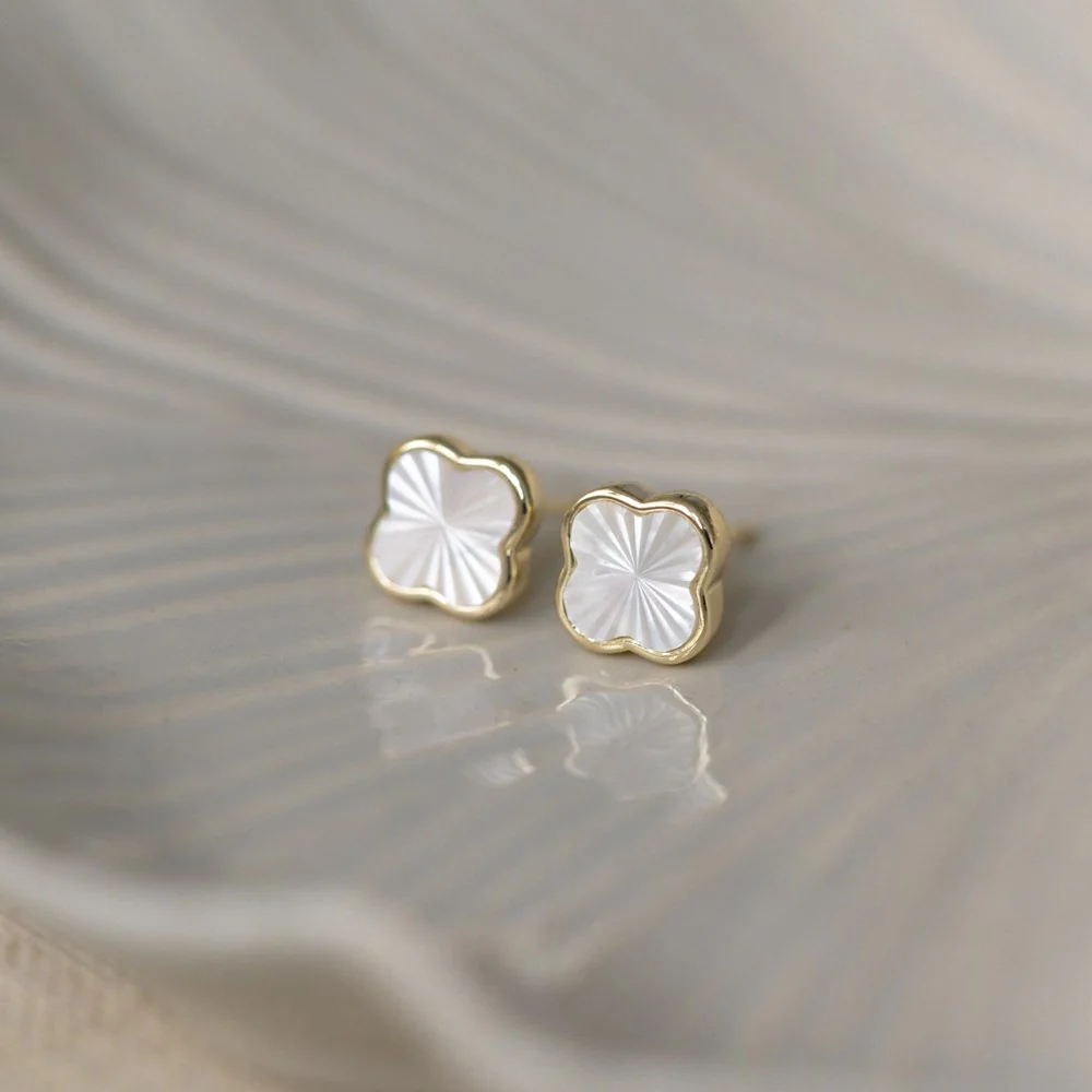 Secure Anika Studs Efficient