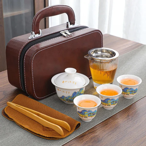 Modern Portable Chinese Tea Set with Gaiwan and Cups Exceptional