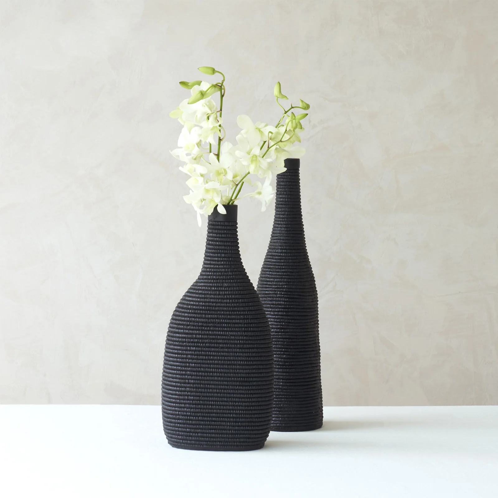 Crafted Youna Vase Black Secure