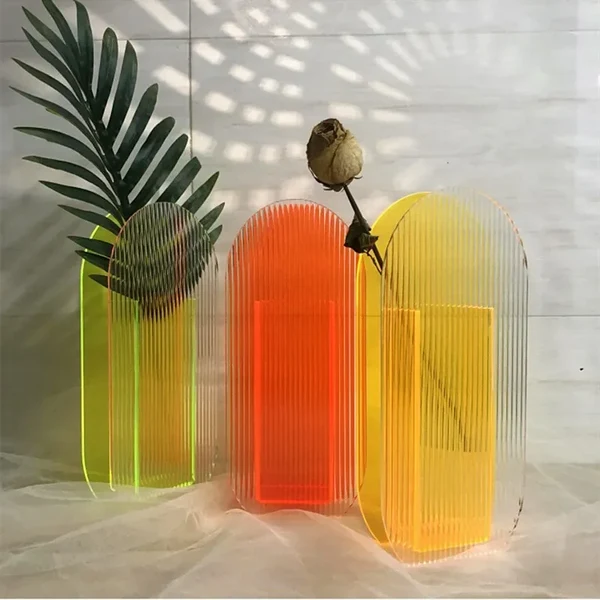 Environmentally Friendly Colorful Modern Acrylic Flower Vase Recyclable